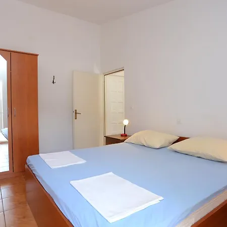 Apartments By The Sea Grebastica, Sibenik - 471 Room photo