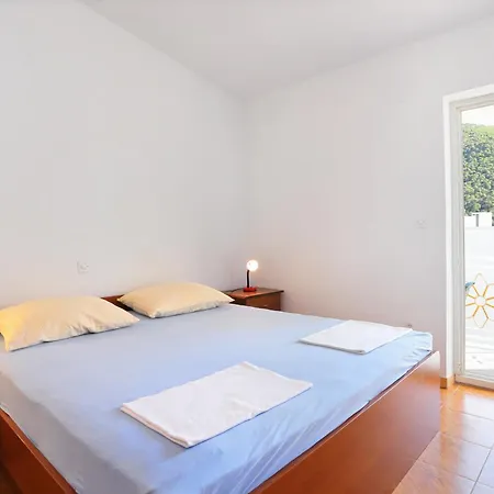 Apartments By The Sea Grebastica, Sibenik - 471 Room photo